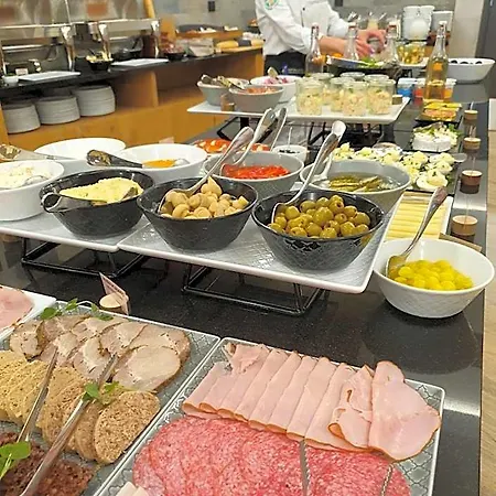 Hotel Focus Premium 4*